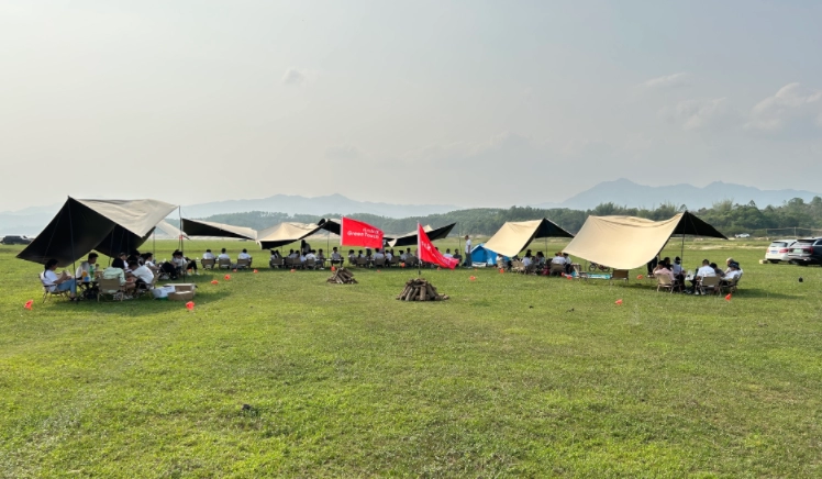 Kegiatan Rekreasi Musim Semi GreenTouch