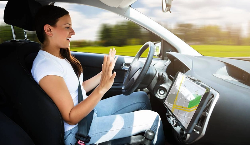 Keunggulan layar tampilan kendaraan energi baru